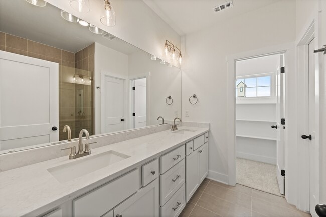 Building Photo - 6718 Abode Ave