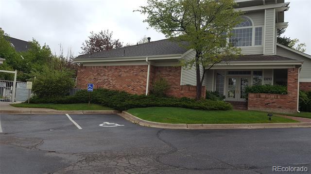 Building Photo - 13744 E Lehigh Ave