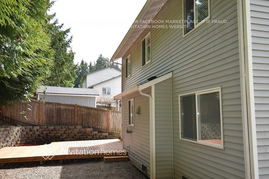 Building Photo - 7307 46th Pl NE