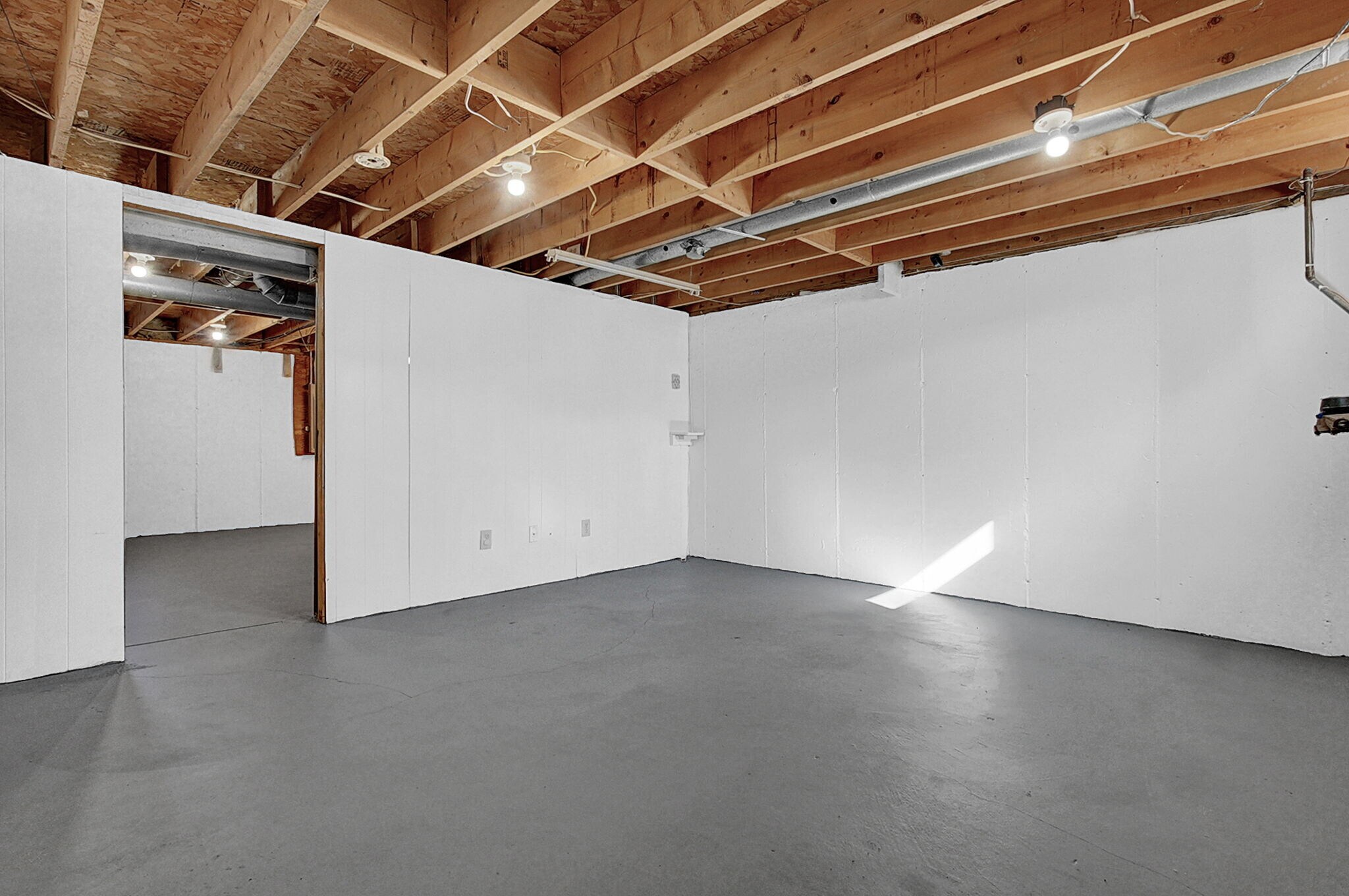 Building Photo - 4895 Drayton Rd