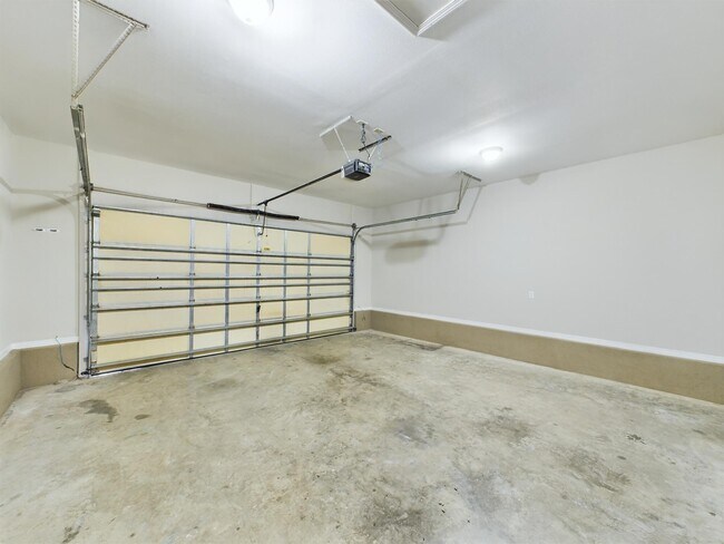 Building Photo - 143 Creve Core Dr