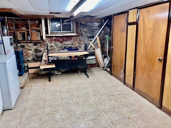 Building Photo - 3bd/1.5bth South Philly Gem