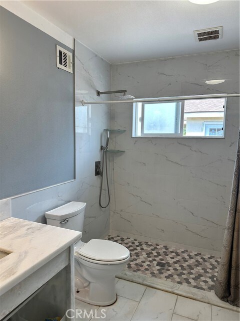 Building Photo - 1233 California Ave