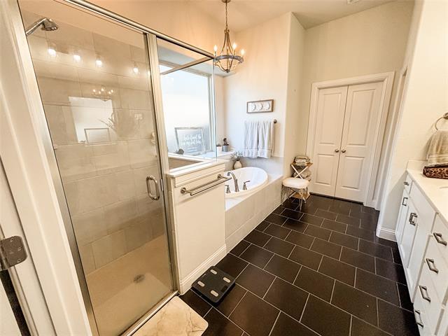 Building Photo - 318 Osage Ct