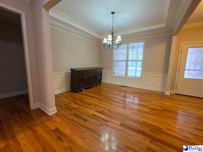 Building Photo - 995 Maggie Way