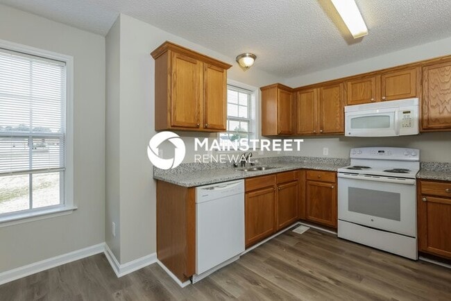 Building Photo - 3 Bedroom Pet-Friendly Home in Willow Spring, NC with Main Street Renewal