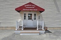 Building Photo - 1556 N Main St