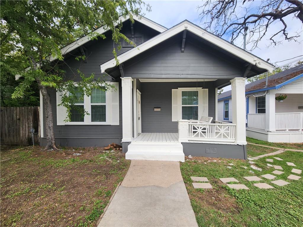 Building Photo - 610 W 35th St