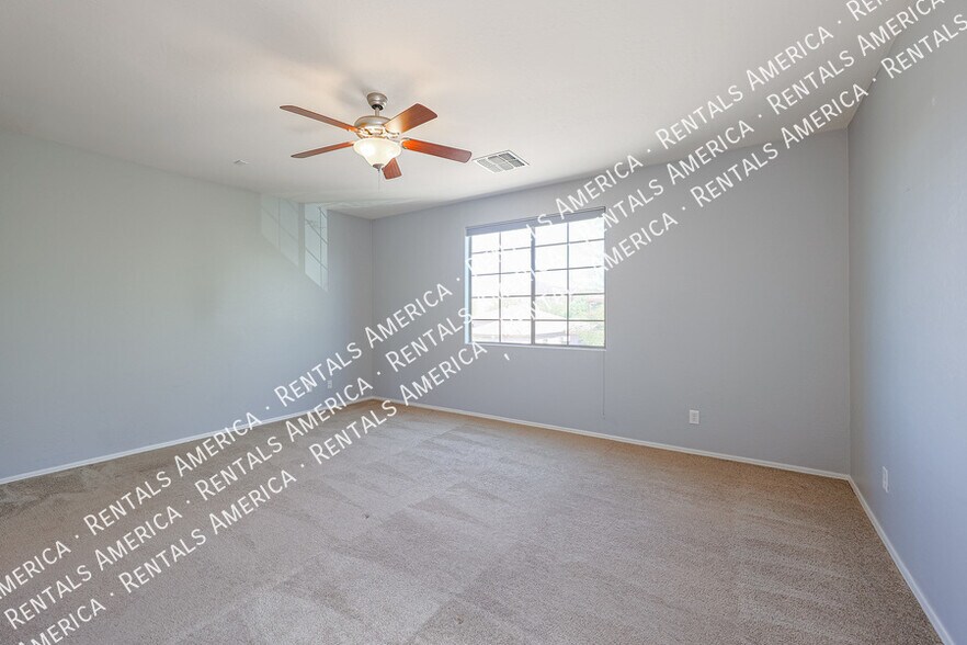 Building Photo - 3117 W Espartero Way