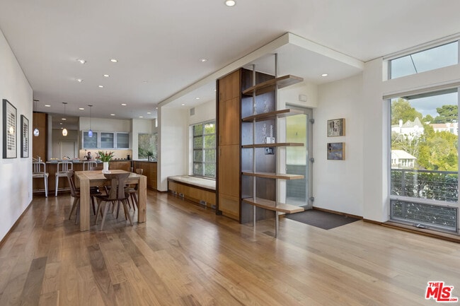 Building Photo - 1625 N Crescent Heights Blvd