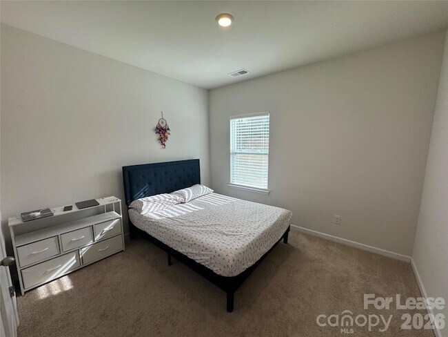 Building Photo - 10749 Adair Wds Dr