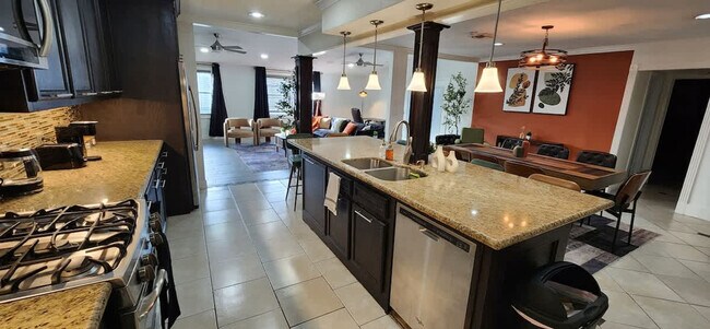 Building Photo - 3603 Zoch Ln