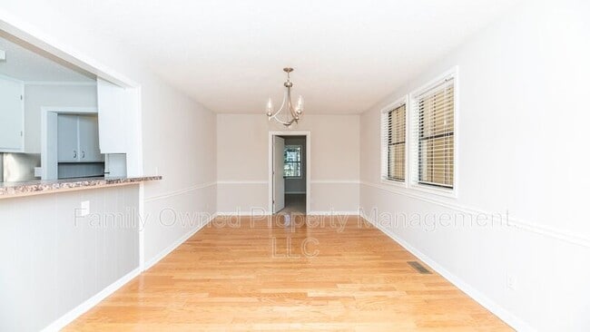 Building Photo - 214 New Grade Rd