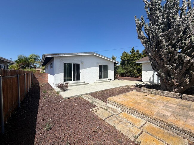 Building Photo - 8571 Onalaska Ave