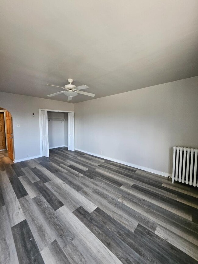 Building Photo - 1525 University Ave