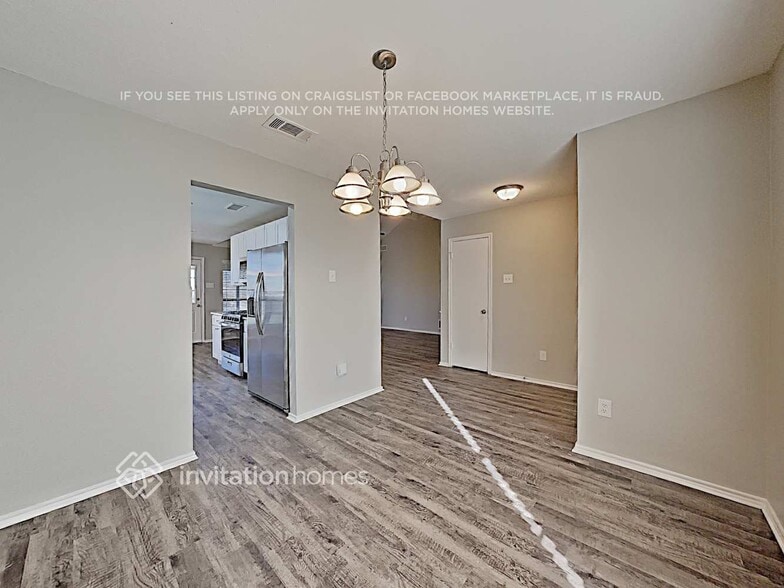 Building Photo - 7001 Seascape Dr