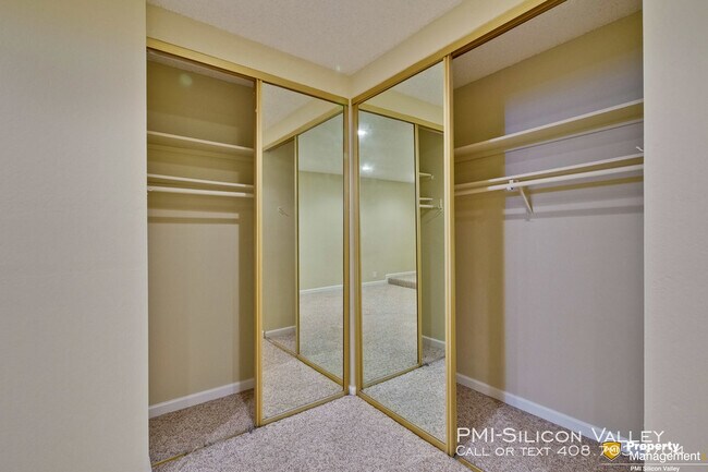 Building Photo - 520 S Cascade Terrace