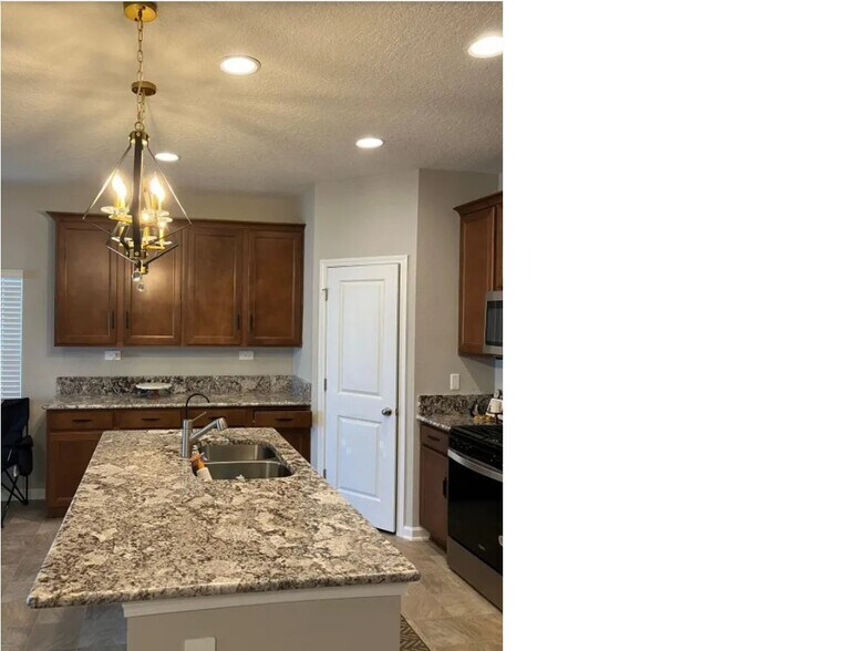 Building Photo - 514 Cordova Palms Pkwy
