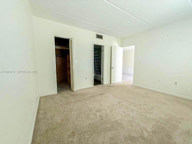 Building Photo - 649 S Tamiami Trl