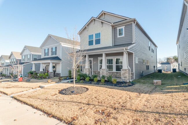 Building Photo - Beautiful 4 bedroom home in Belmont!