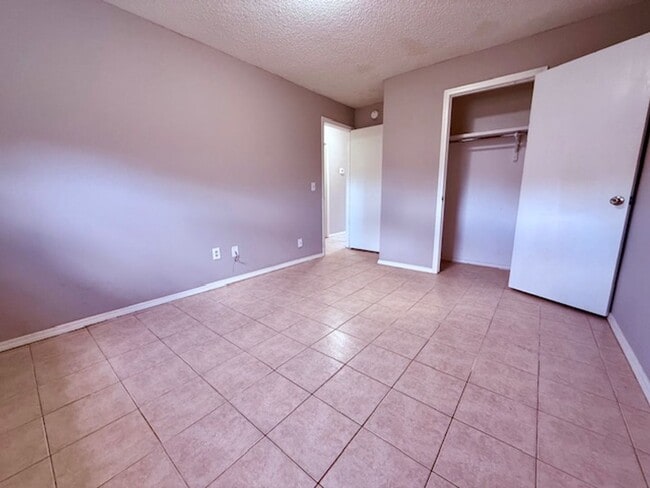 Building Photo - ***1247 W. Sunset***