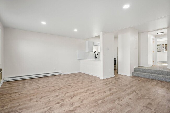 Building Photo - 1314 N Gammon Rd