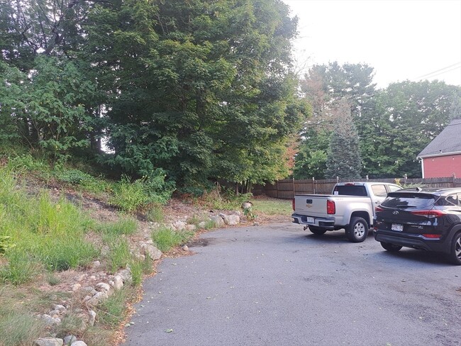 Building Photo - 1602 Mammoth Rd