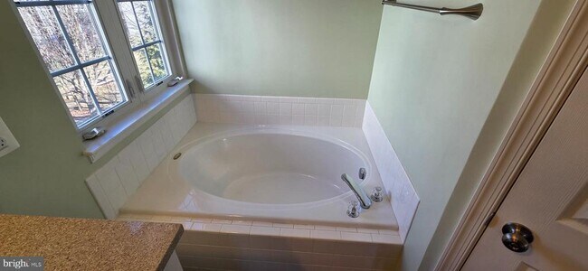 Building Photo - 25366 Vacation Pl