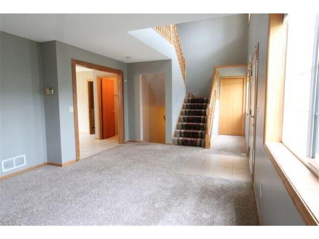 Building Photo - 23179 Arrowhead St NW