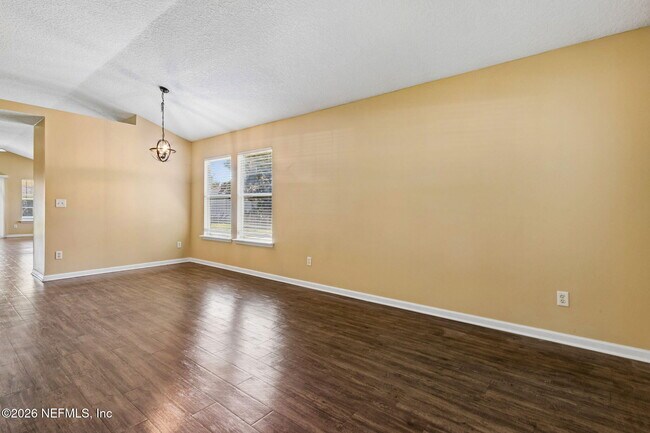 Building Photo - 831 Timberjack Ct