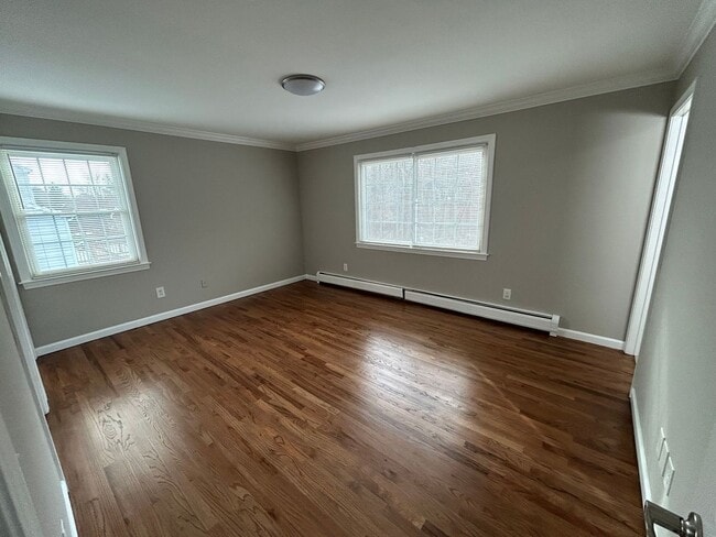 Building Photo - 3BR/2.5BA Home In Torrington