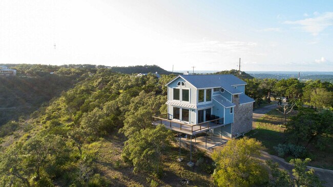 Building Photo - 461 Naked Indian Trail