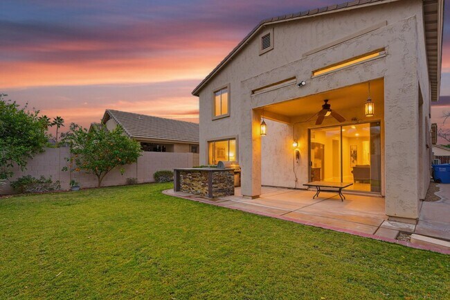 Building Photo - 6843 S 26th St