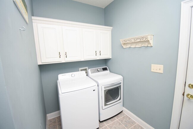 Building Photo - 4017 Atalaya Pl