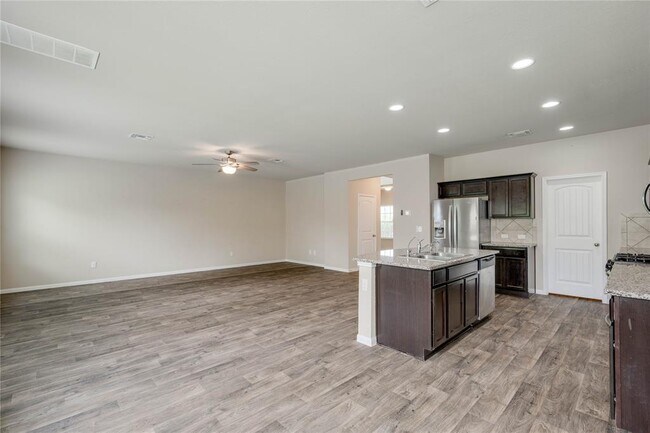 Building Photo - 2908 Tilmon Ln.