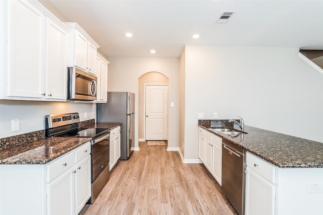 Building Photo - 26119 Hals Dr