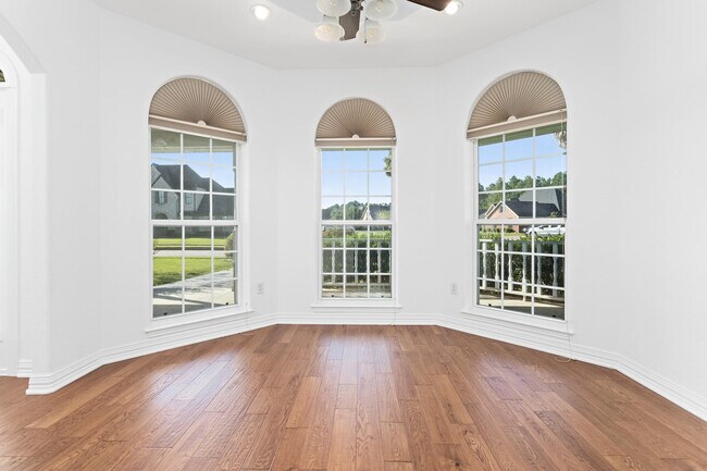 Building Photo - 100 Dillons Way
