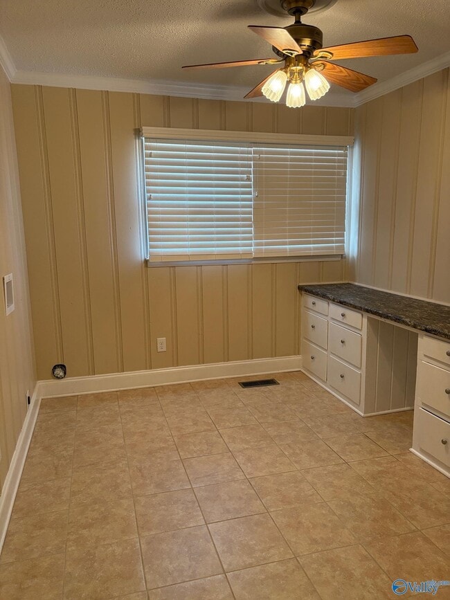 Building Photo - 19372 Huntsville Brownsferry Rd