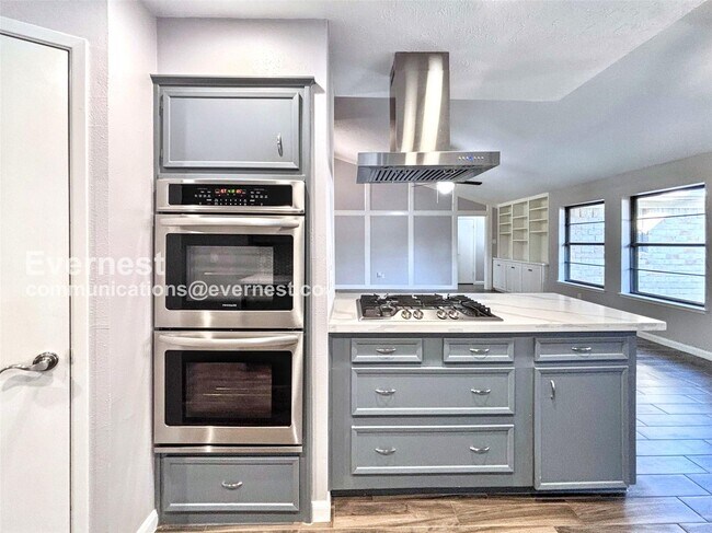 Building Photo - 21418 Park Brook Dr