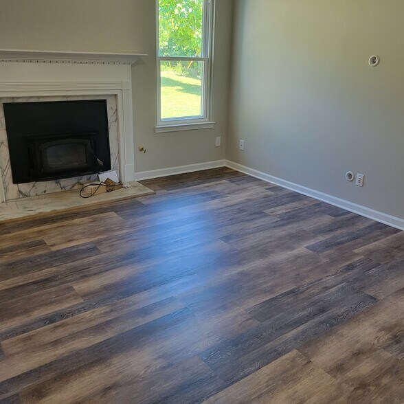 Building Photo - 4664 Eucalyptus Way