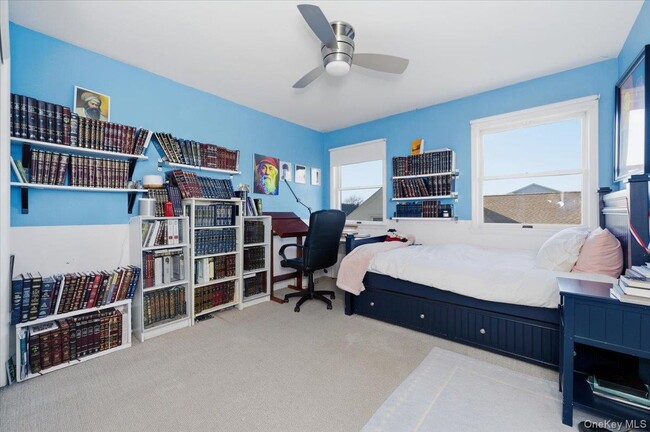 Building Photo - 1495 Bay Blvd