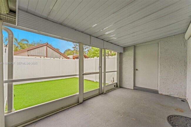 Building Photo - 2945 NW 68th St