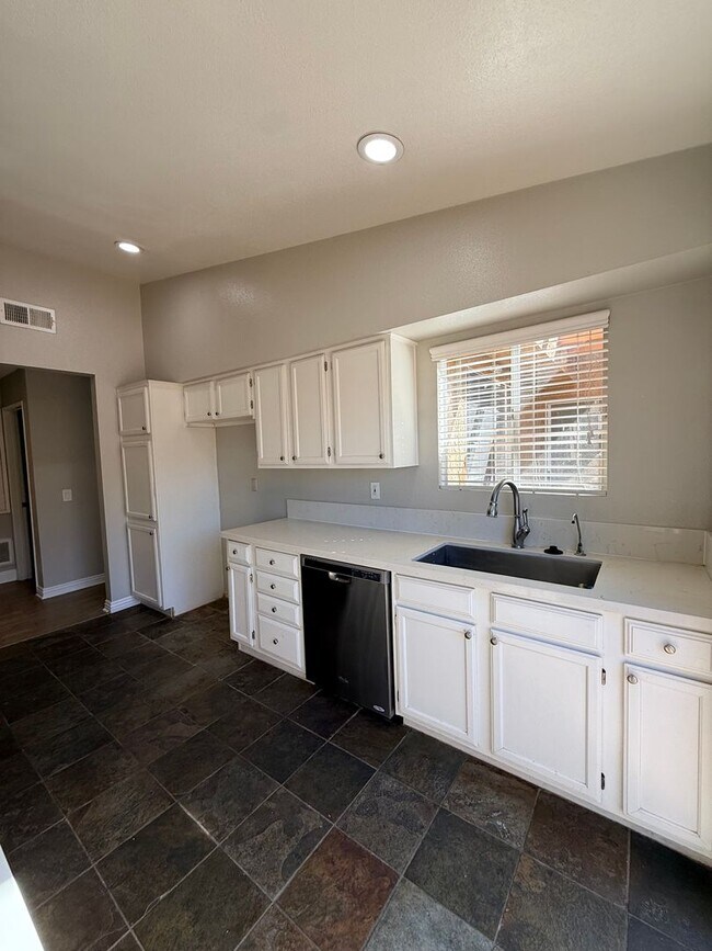 Building Photo - Condo in The Hills Yorba Linda 2 Bedrooms | 2 Bathrooms | 1,252 Sq. Ft. | $3,100/Month