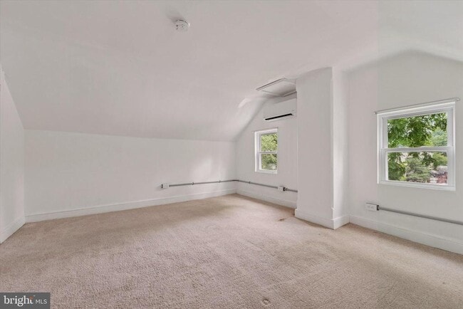 Building Photo - 5530 Pennell Rd