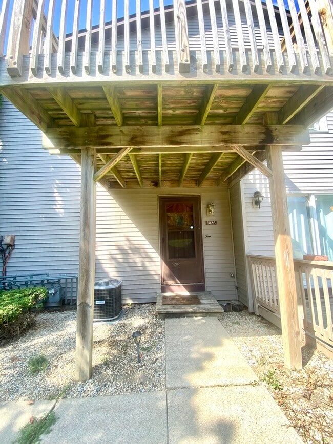 Building Photo - 1826 Kerrybrook Ct