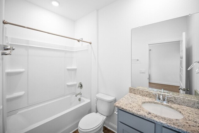 Building Photo - DON'T MISS OUT!