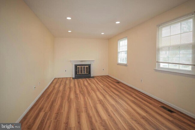 Building Photo - 8812 Alliston Hollow Way