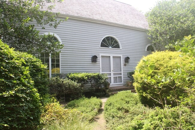 Building Photo - 33 Timber Trail