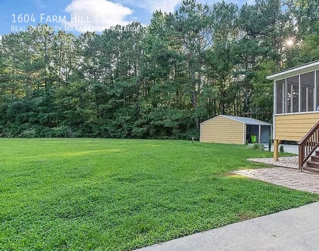 Building Photo - 1604 Farm Hill Ct