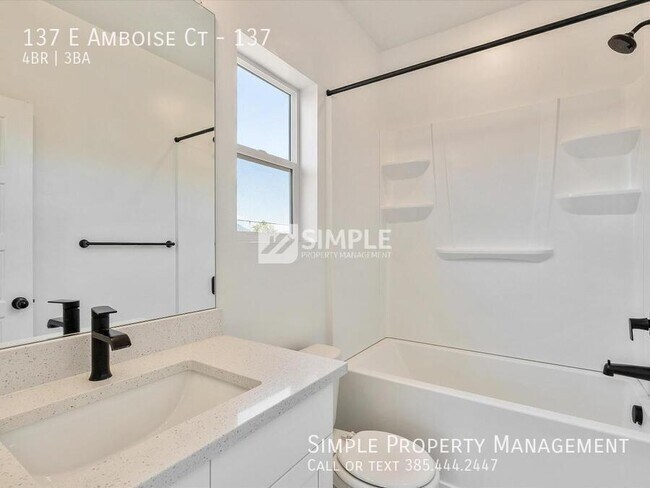 Building Photo - 137 E Amboise Ct